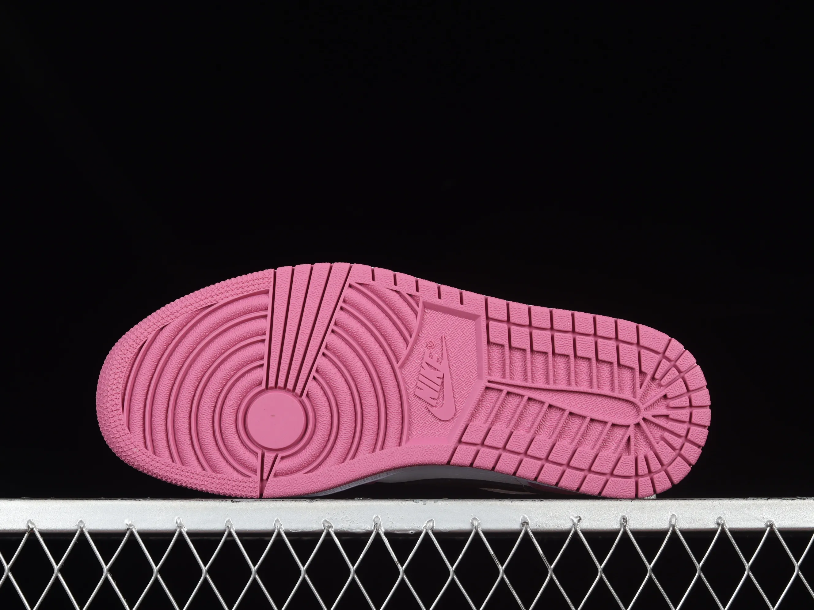 All categories Air Jordan Jordan series basketball shoes Air Jordan 1 Low Z version Air Jordan 1 Low AJ1 Joe 1 white pink black hook low-top casual sneakers DC1767-160